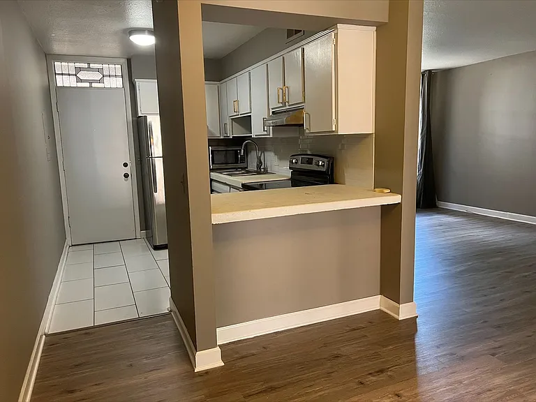 3831 W End Ave #23 — Photo 4