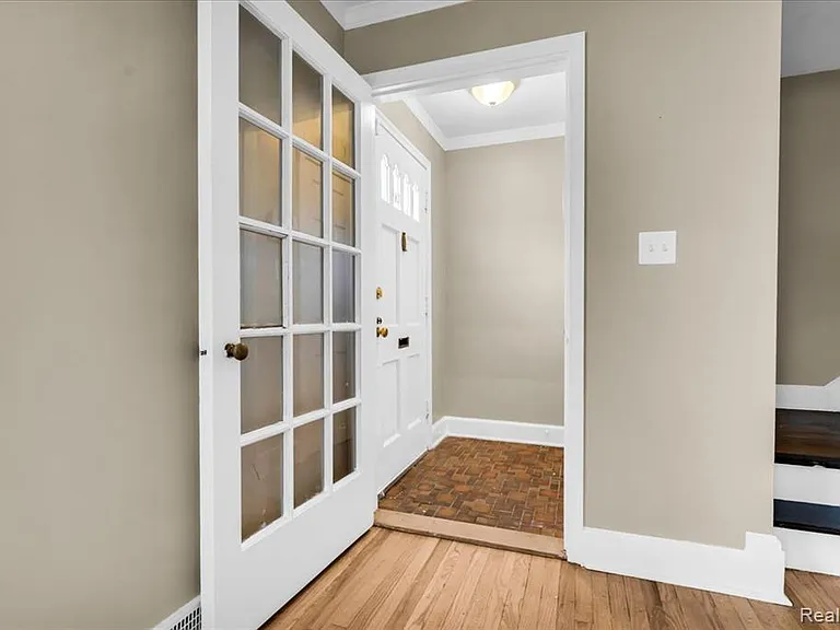 3463 Santa Maria Ave — Photo 2