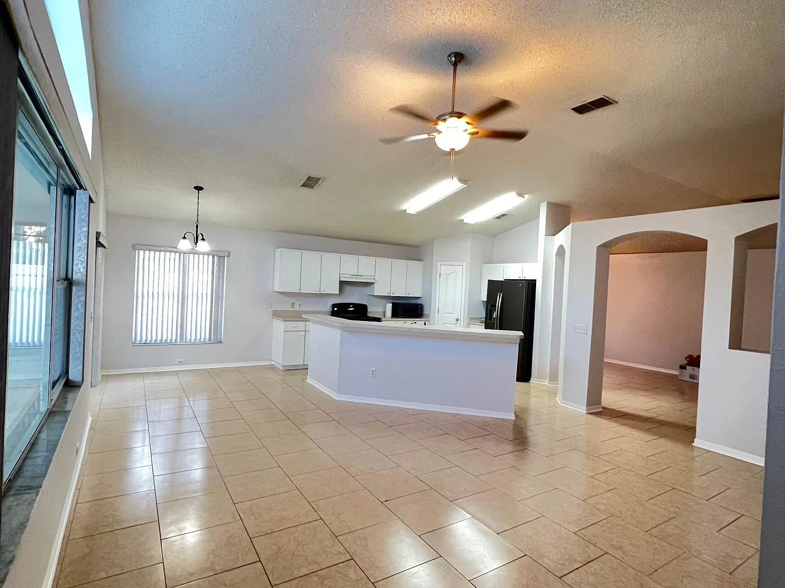 13709 Staghorn Rd — Photo 4