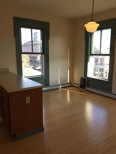 3 N Green St Photo 1