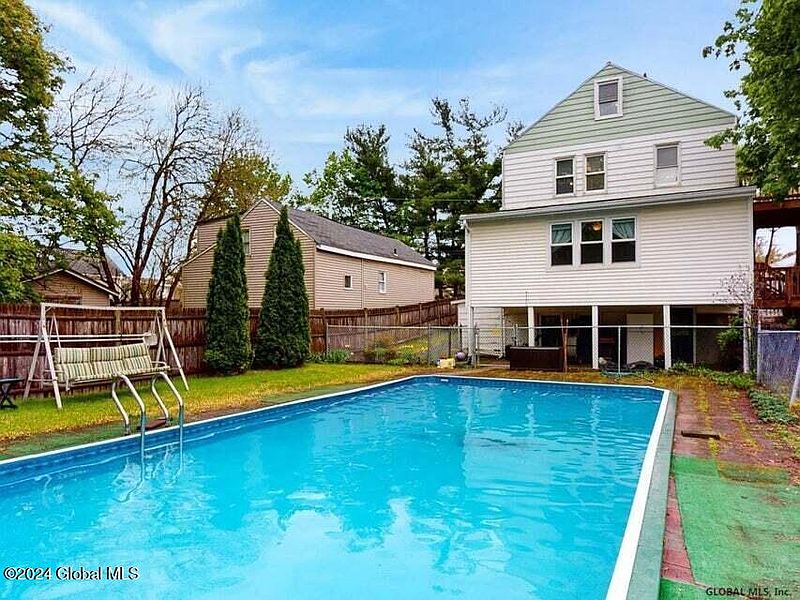 2nd image of 19 Glen Avenue