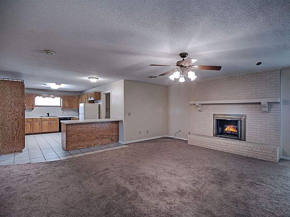 4th image of 105 Western Hills Dr