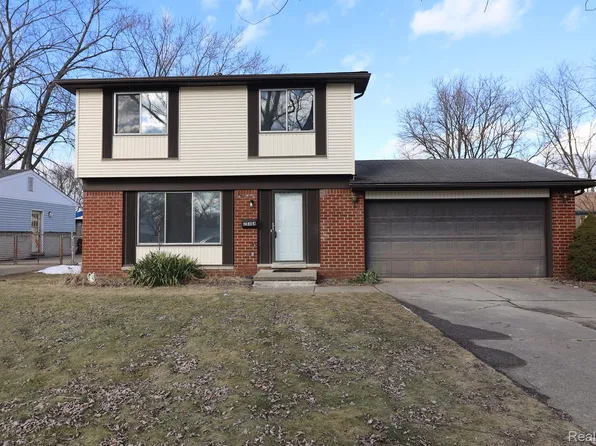 28444 Meadow Ct, Romulus, MI 48174