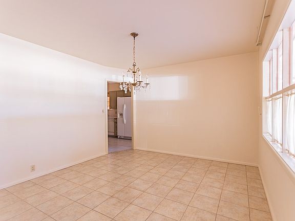 4th image of 1517 Wedgewood Ave