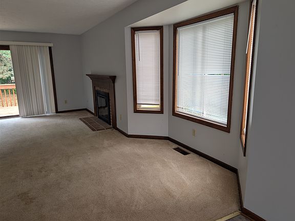 2nd image of 409 N Hickory St