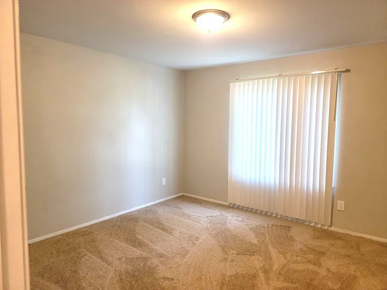 341-351 Spring St #361 — Photo 5