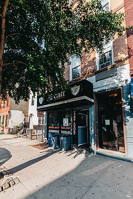 Rented by Nooklyn NYC LLC | media 27