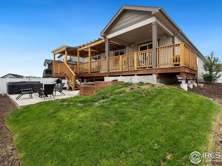 1873 Wyatt Dr — Photo 14