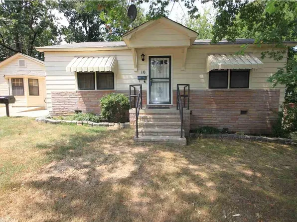 10 Martin Ln, North Little Rock, AR 72118