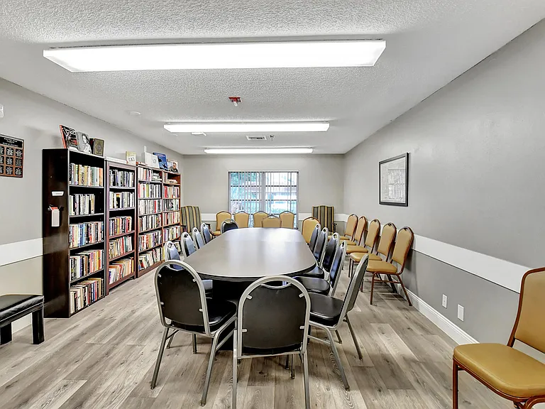 8256 Summerbreeze Ln — Photo 44