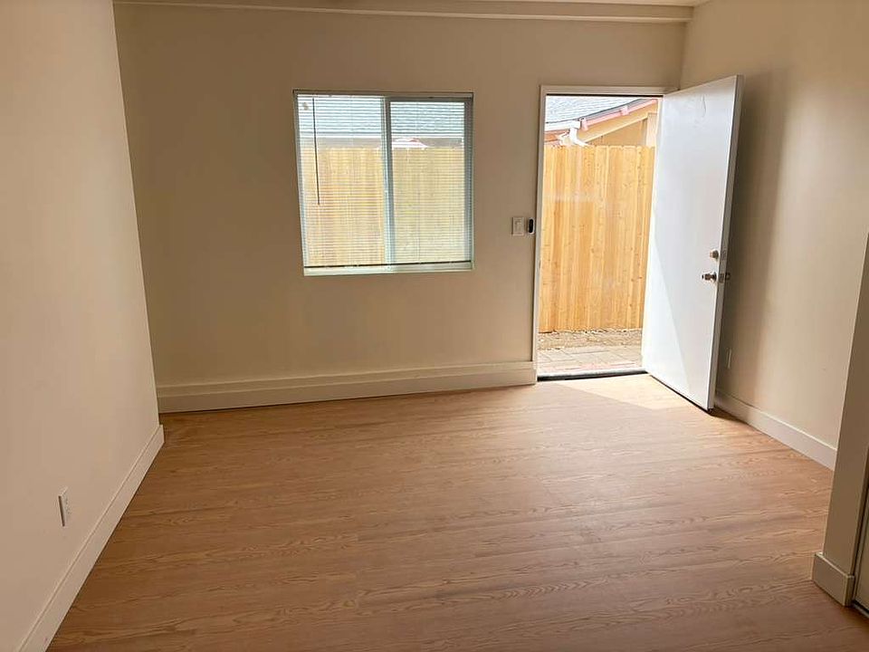 1st image of 9086 Three Seasons Rd #C