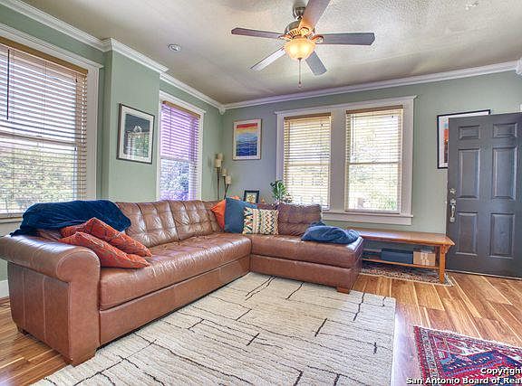 3rd image of 512 W Craig Pl APT 2