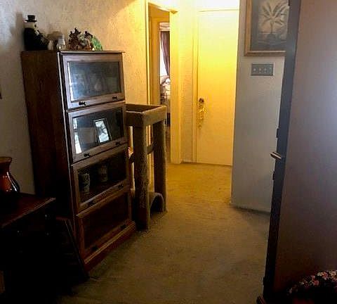 3rd image of 506 Bedford Dr