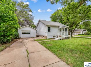 2203 S Santa Fe Ave, Wichita, KS 67211