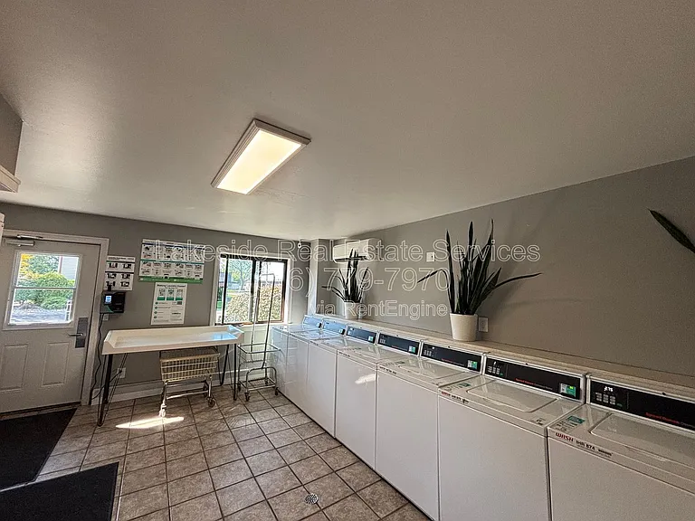 Hamilton Park Apartments — Photo 18