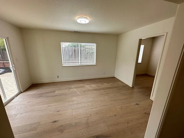 49 San Carlos Ct — Photo 6