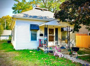 1028 Redwood Ave, Crete, NE 68333