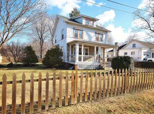 9 James St, Montrose, NY 10548
