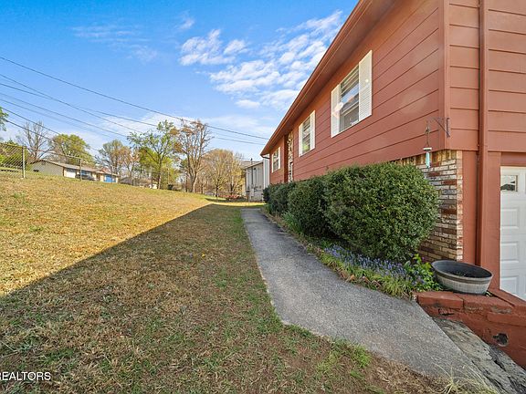 4th image of 5821 Outer Dr