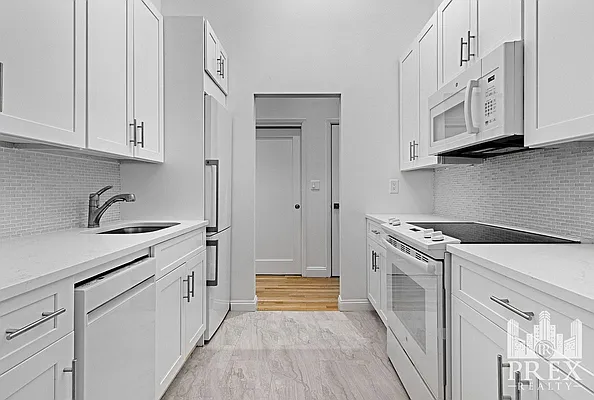 Rented by PREX Realty Corp | media 2