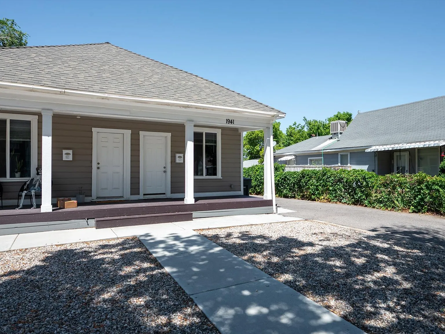 2 bed, 716 sqft, $1,295 — Photo 2