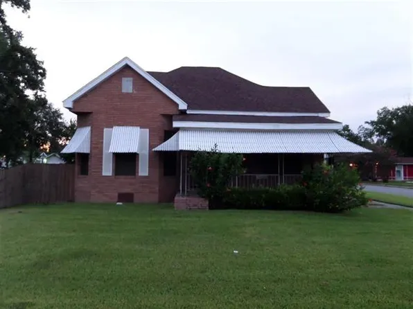 1112 Prairie St, Beaumont, TX 77701