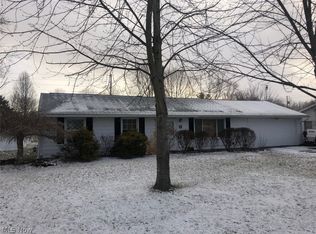 13113 Durkee Rd, Grafton, OH 44044