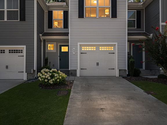 2nd image of 627 Woodall Ridge Dr