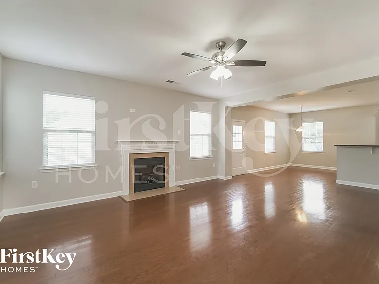 4019 Linville Falls Ln — Photo 5