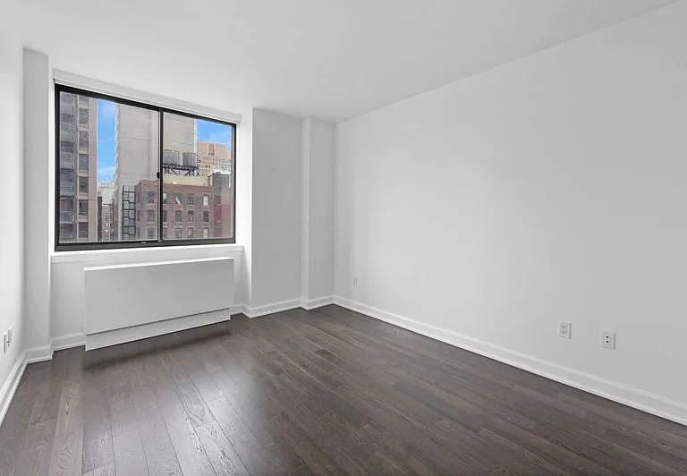 77 W 24th St #19F — Photo 6