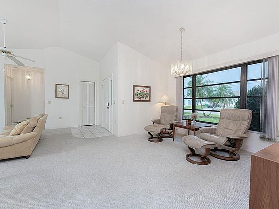 5th image of 21 Bunker Ln