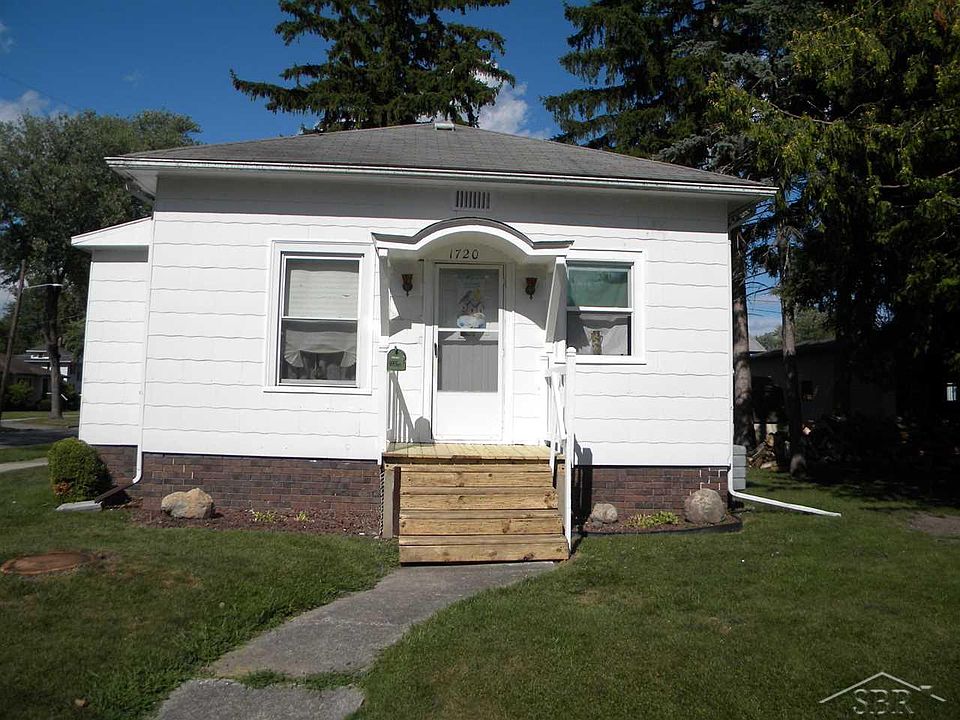 1st image of 1720 Lyon St