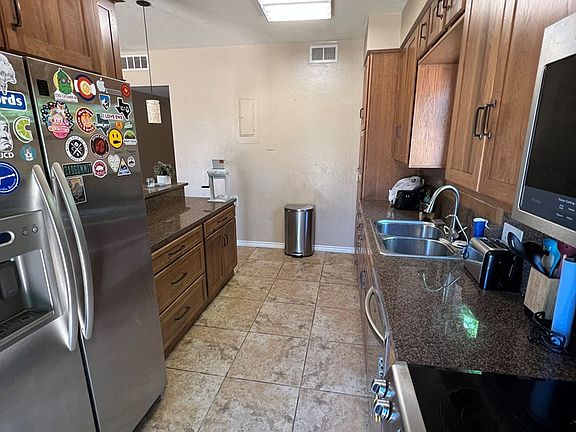 4th image of 2226 Western Dr