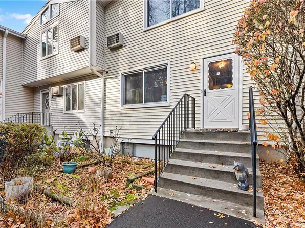 26 Scenic Circle, Croton-on-Hudson, NY 10520