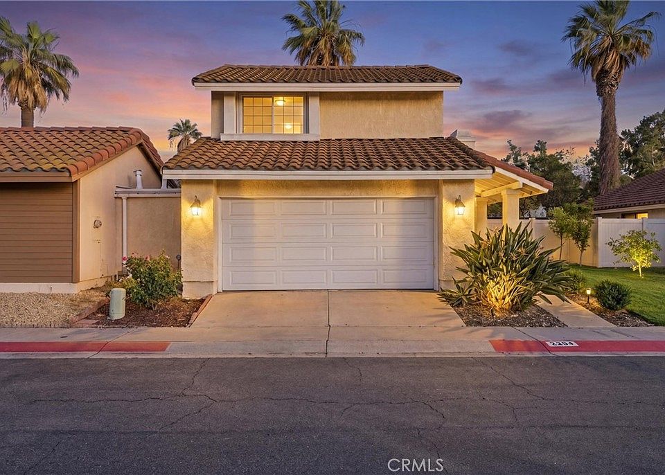 1st image of 2354 Fan Palm Dr
