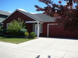 3430 SW Juniper Ave, Redmond, OR 97756