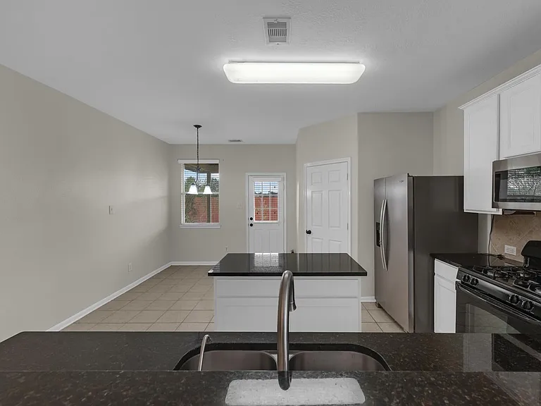1922 Vale Haven Dr — Photo 21
