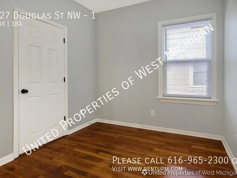 827 Douglas St NW #1 — Photo 13