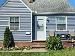5088 W 7th St, Brooklyn Heights, OH 44131