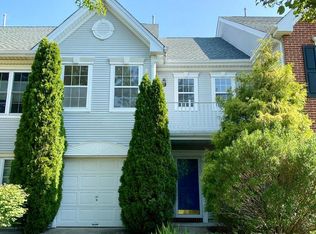 2 Winthrop Ct, Medford, NJ 08055