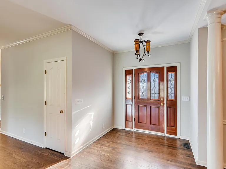 8449 Indian Hills Dr — Photo 7