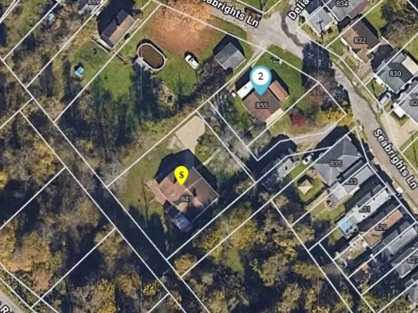 841 Seabrights Ln, Martins Ferry, OH 43935