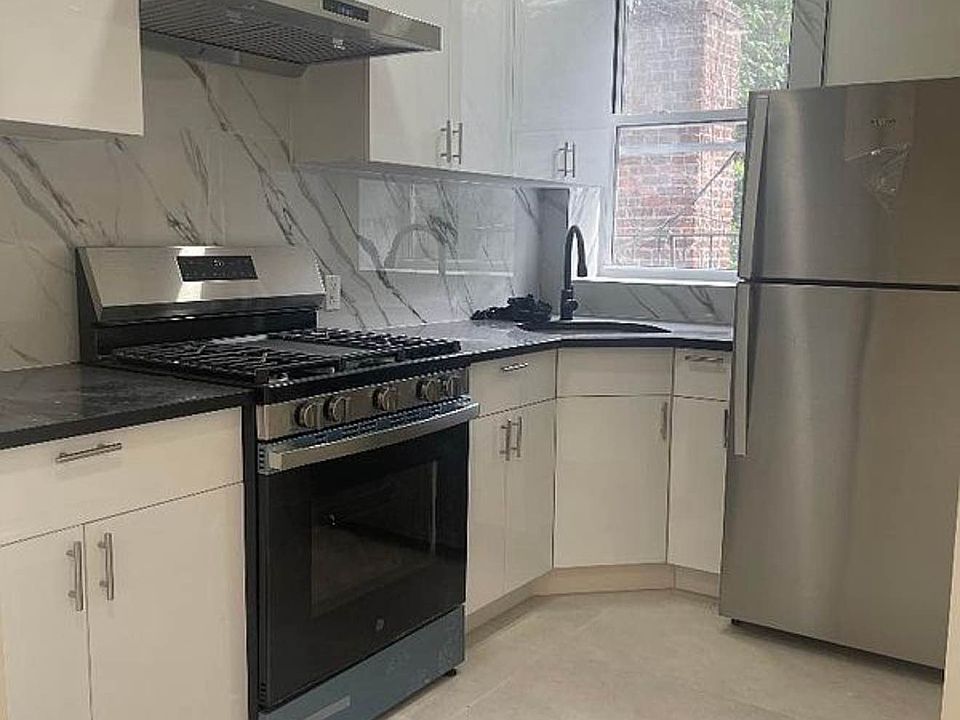 2nd image of 328 Myrtle Ave APT 2F