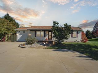 7211 Grand River Rd, Bancroft, MI 48414