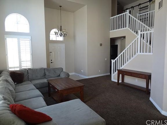 3rd image of 319 Sierra Madre Way