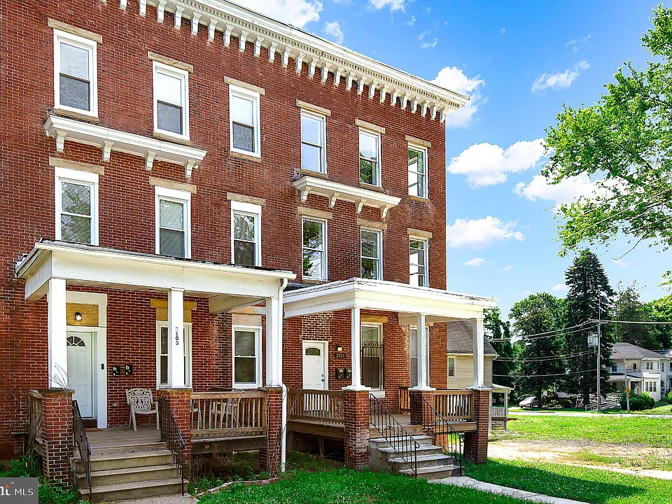 2103 Chelsea Ter #1