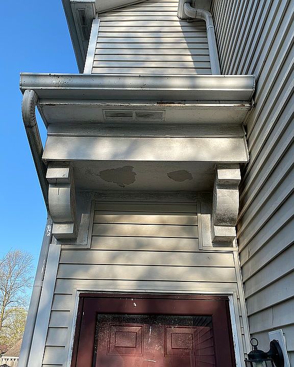1st image of 16779 Lowell Dr