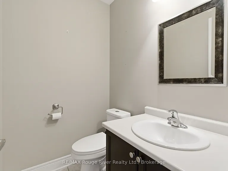 138 Kersey Cres — Photo 7