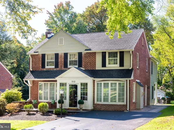 512 Twin Oaks Dr, Wynnewood, PA 19096