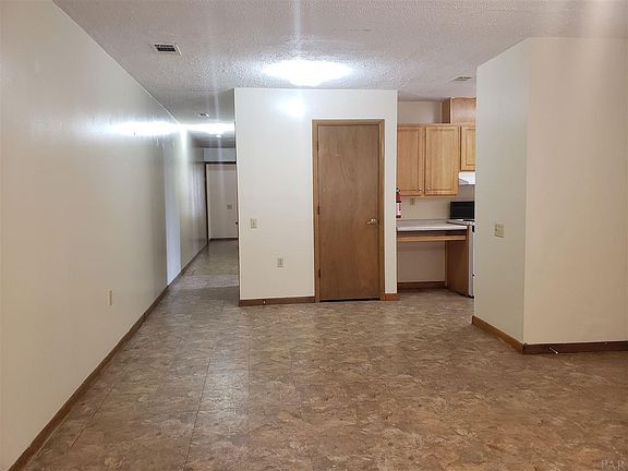3rd image of 2011 W De Soto St #B